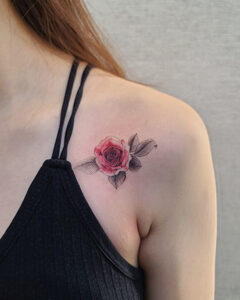 Small red rose tattoo on the shoulder, Seoul